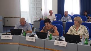 Ставропольские депутаты поддержали изменения в бюджет о повышении соцвыплат