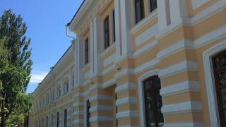 На Ставрополье реставрацию краевого театра кукол завершат осенью