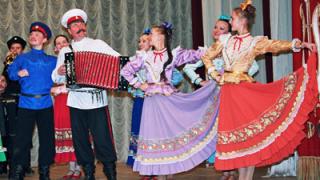 Казачий ансамбль «Ставрополье» продолжает фольклорный тур по краю