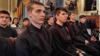 Ставропольские семинаристы горячо аплодировали моноспектаклю Михаила Литвинова