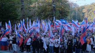 В Ставрополе проходит митинг-концерт в поддержку вхождения в состав России новых субъектов