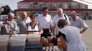 В Светлограде впервые состоялась выставка-продажа меда