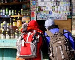 На Ставрополье 226 магазинов торговали сигаретами и алкоголем под стенами школ