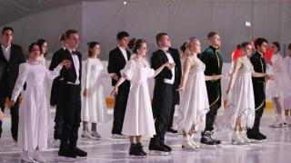 Первый Волонтёрский ледовый бал объединил в Ставрополе 150 спортсменов и любителей