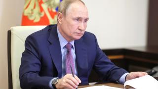 Владимир Путин: Автомобили должны стать доступнее для россиян
