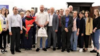 Активисты «Единой России» поздравили сотрудников ставропольских музеев