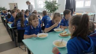 В Труновском округе улучшили школьное питание для детей