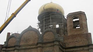 Храм Христа Спасителя в Пятигорске увенчал золотой купол