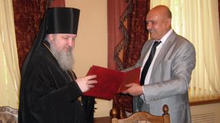 Соглашение о совместной работе в сфере миграции подписали УФМС и Ставропольская епархия