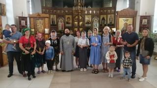 Беженцы из ДНР встретились с настоятелем храма в Нефтекумске