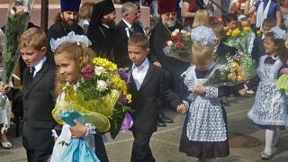 Епископ Феофилакт благословил на урок учащихся православной Свято-Никольской гимназии в Кисловодске