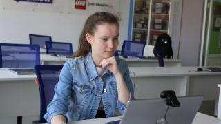 Воспитанница ставропольского «Кванториума» создала приложение для изучения геометрии