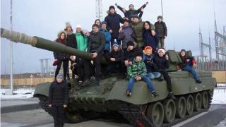 Воспитанники солнечнодольского ВПК «Гром» побывали с экскурсией в Ставрополе