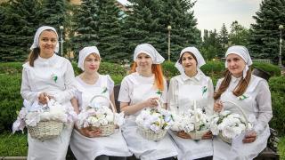 Благотворительная акция «Белый цветок» прошла в Ставрополе на ярмарке «Град Креста»